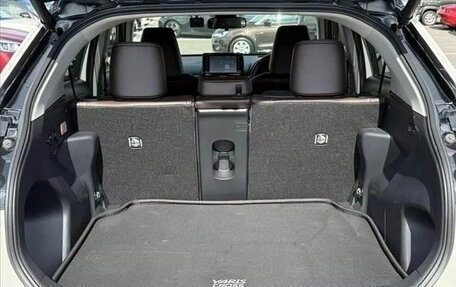 Toyota Yaris Cross, 2022 год, 1 500 060 рублей, 18 фотография