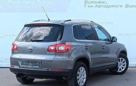 Volkswagen Tiguan I, 2009 год, 979 000 рублей, 4 фотография