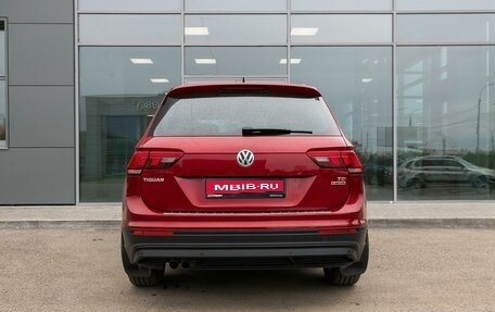 Volkswagen Tiguan II, 2017 год, 1 990 000 рублей, 4 фотография