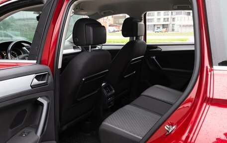 Volkswagen Tiguan II, 2017 год, 1 990 000 рублей, 11 фотография