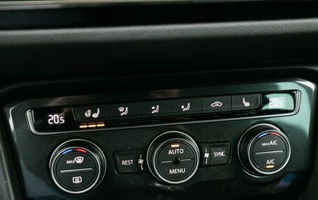 Volkswagen Tiguan II, 2017 год, 1 990 000 рублей, 21 фотография