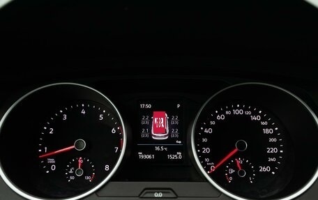 Volkswagen Tiguan II, 2017 год, 1 990 000 рублей, 12 фотография
