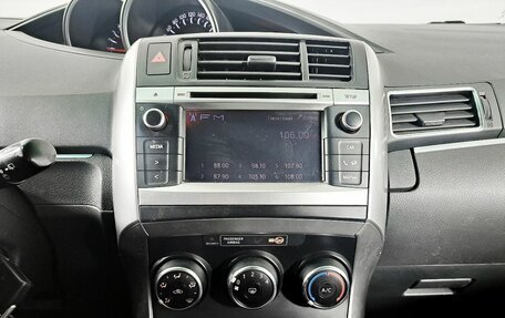 Toyota Verso I, 2013 год, 1 289 000 рублей, 15 фотография