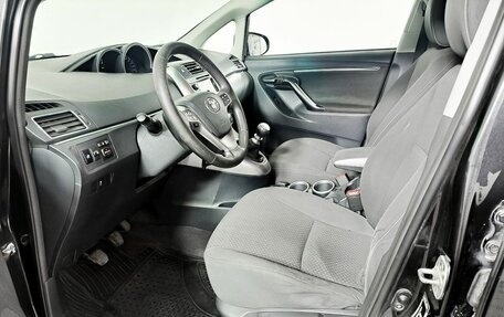 Toyota Verso I, 2013 год, 1 289 000 рублей, 16 фотография