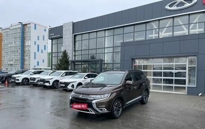 Mitsubishi Outlander III рестайлинг 3, 2021 год, 2 280 000 рублей, 1 фотография