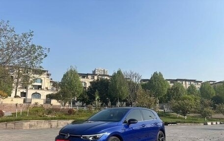 Volkswagen Golf VIII, 2021 год, 1 452 555 рублей, 1 фотография