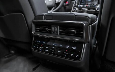 Lexus LX, 2024 год, 17 350 000 рублей, 24 фотография