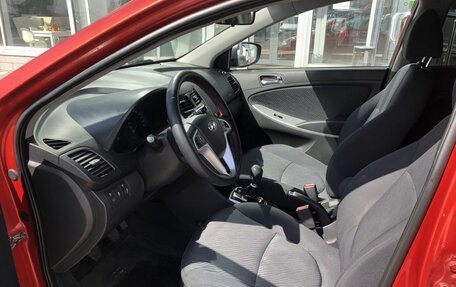 Hyundai Solaris II рестайлинг, 2011 год, 686 000 рублей, 9 фотография