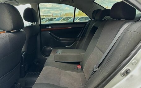 Toyota Avensis III рестайлинг, 2007 год, 849 000 рублей, 27 фотография