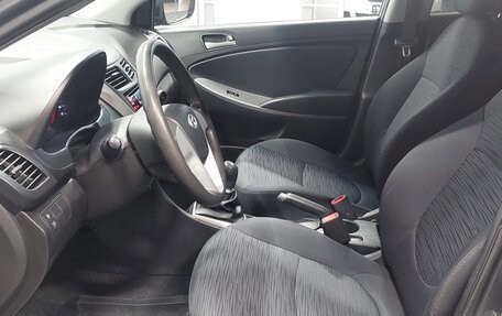 Hyundai Solaris II рестайлинг, 2014 год, 720 000 рублей, 12 фотография