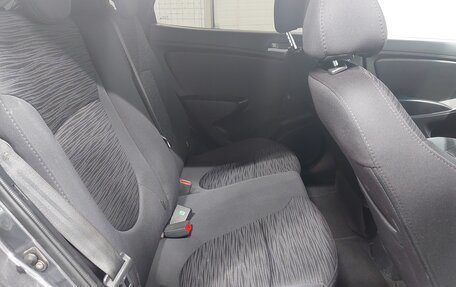 Hyundai Solaris II рестайлинг, 2014 год, 720 000 рублей, 14 фотография