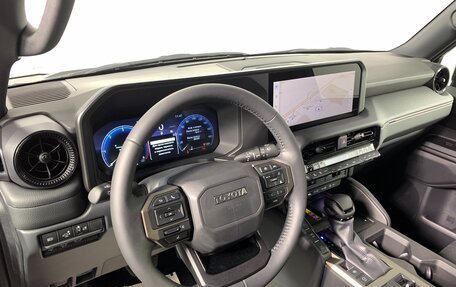 Toyota Land Cruiser Prado, 2024 год, 11 090 000 рублей, 19 фотография