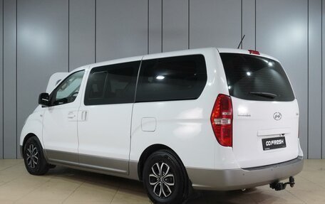 Hyundai H-1 II рестайлинг, 2016 год, 1 999 000 рублей, 2 фотография