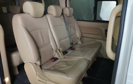 Hyundai H-1 II рестайлинг, 2016 год, 1 999 000 рублей, 7 фотография