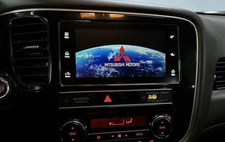 Mitsubishi Outlander III рестайлинг 3, 2020 год, 2 161 500 рублей, 12 фотография