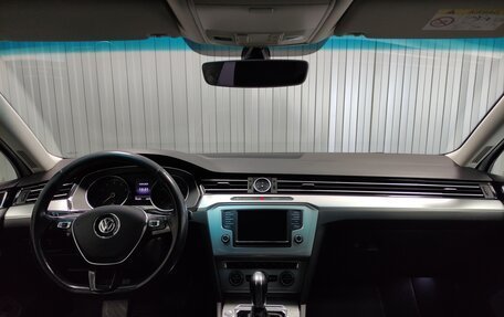 Volkswagen Passat B8 рестайлинг, 2015 год, 1 480 000 рублей, 8 фотография