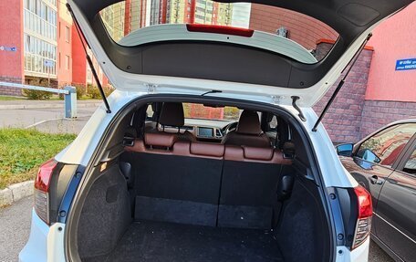 Honda Vezel, 2019 год, 1 990 000 рублей, 16 фотография