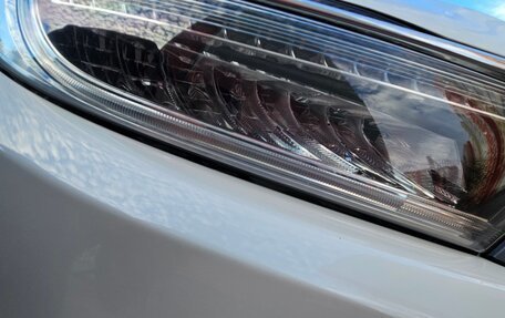 Honda Vezel, 2019 год, 1 990 000 рублей, 12 фотография
