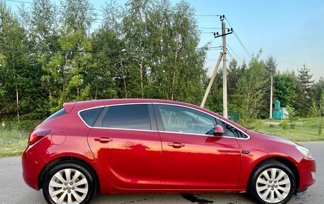 Opel Astra J, 2010 год, 680 000 рублей, 3 фотография