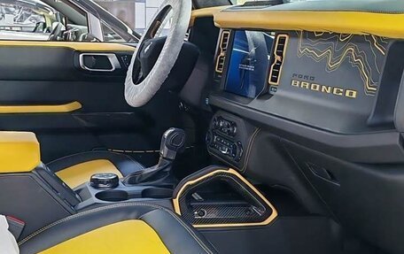Ford Bronco, 2024 год, 12 915 000 рублей, 16 фотография