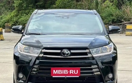 Toyota Highlander III, 2020 год, 2 950 035 рублей, 2 фотография