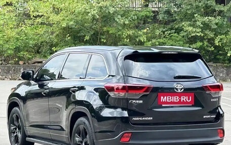 Toyota Highlander III, 2020 год, 2 950 035 рублей, 7 фотография