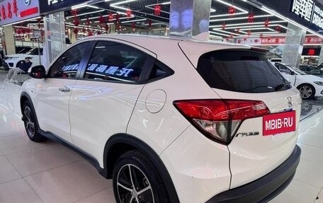 Honda Vezel, 2021 год, 1 838 607 рублей, 3 фотография