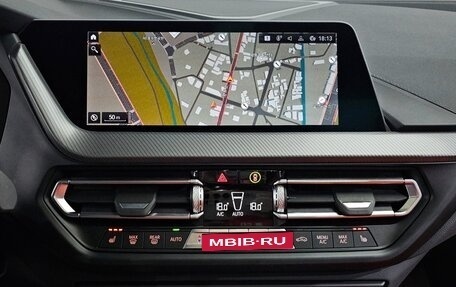 BMW 1 серия, 2022 год, 3 400 000 рублей, 8 фотография