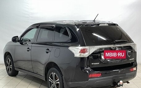 Mitsubishi Outlander III рестайлинг 3, 2012 год, 1 259 000 рублей, 5 фотография