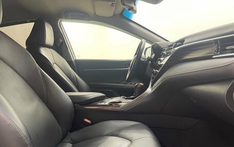 Toyota Camry, 2020 год, 3 775 000 рублей, 12 фотография