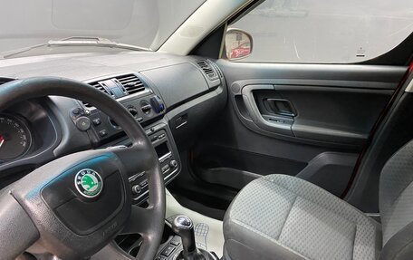 Skoda Roomster, 2011 год, 650 000 рублей, 8 фотография