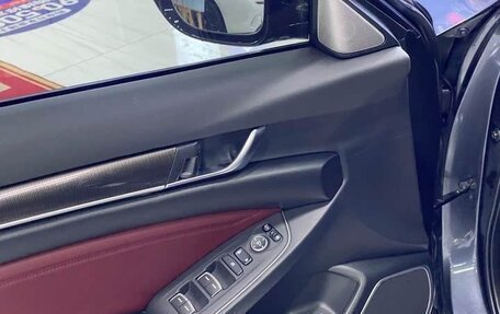 Honda Accord IX рестайлинг, 2022 год, 2 358 000 рублей, 13 фотография