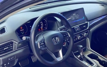 Honda Accord IX рестайлинг, 2022 год, 2 358 000 рублей, 10 фотография