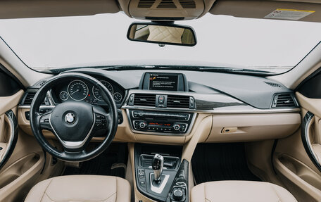 BMW 3 серия, 2012 год, 1 400 000 рублей, 10 фотография
