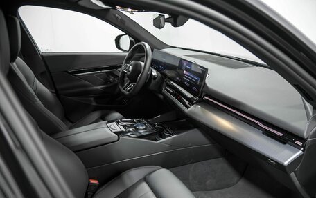 BMW 5 серия, 2024 год, 9 464 000 рублей, 19 фотография