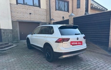 Volkswagen Tiguan II, 2020 год, 3 750 000 рублей, 6 фотография