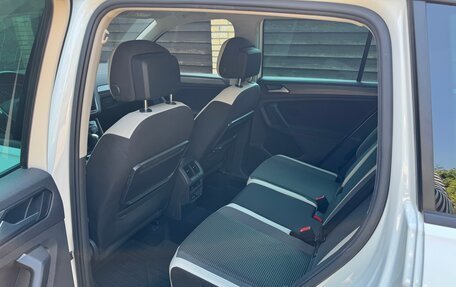 Volkswagen Tiguan II, 2020 год, 3 750 000 рублей, 17 фотография