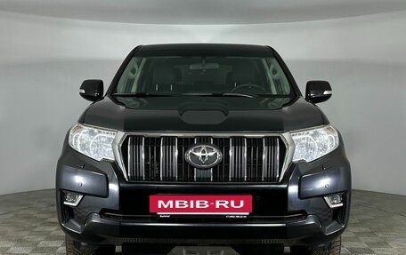 Toyota Land Cruiser Prado 150 рестайлинг 2, 2018 год, 4 647 000 рублей, 3 фотография