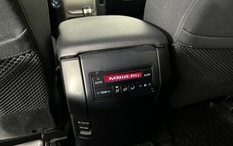 Toyota Land Cruiser Prado 150 рестайлинг 2, 2018 год, 4 647 000 рублей, 18 фотография