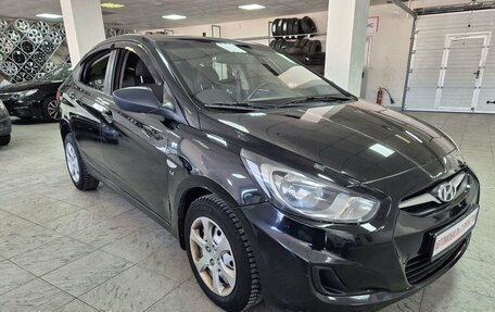 Hyundai Solaris II рестайлинг, 2012 год, 579 000 рублей, 3 фотография
