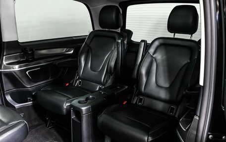 Mercedes-Benz V-Класс, 2018 год, 5 998 000 рублей, 15 фотография