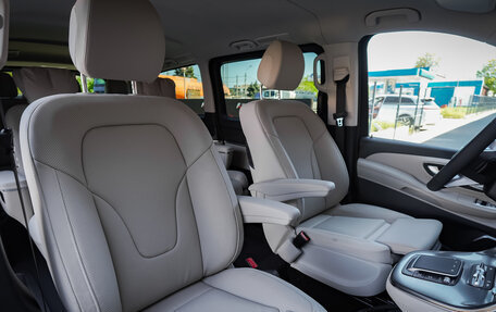 Mercedes-Benz V-Класс, 2025 год, 15 490 000 рублей, 23 фотография