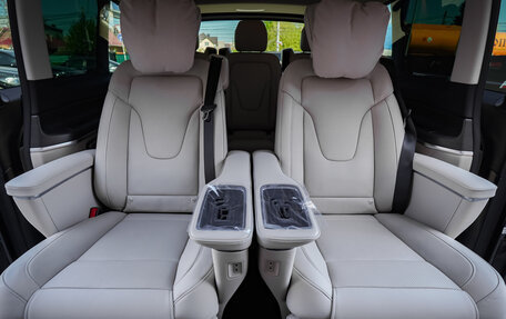 Mercedes-Benz V-Класс, 2025 год, 15 490 000 рублей, 28 фотография
