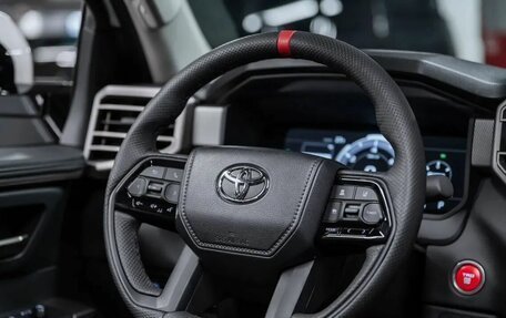 Toyota Tundra, 2024 год, 11 800 000 рублей, 14 фотография