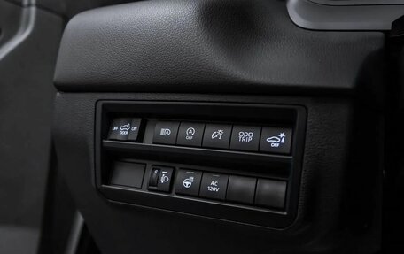Toyota Tundra, 2024 год, 11 800 000 рублей, 31 фотография
