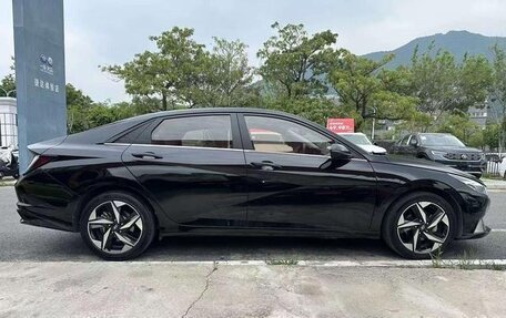Hyundai Elantra, 2022 год, 1 420 000 рублей, 5 фотография