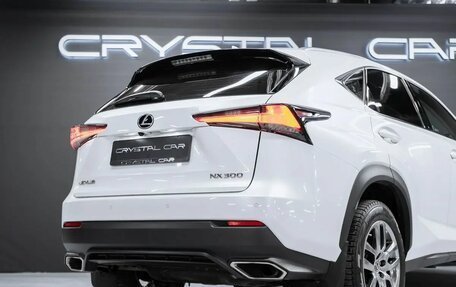 Lexus NX I, 2021 год, 4 400 000 рублей, 8 фотография
