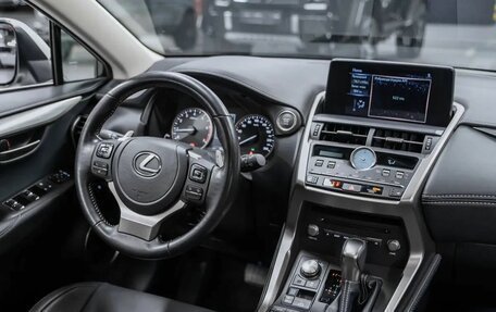 Lexus NX I, 2021 год, 4 400 000 рублей, 10 фотография