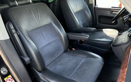 Volkswagen Multivan T5, 2010 год, 1 990 000 рублей, 36 фотография