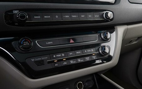 KIA Carnival III, 2020 год, 3 095 000 рублей, 17 фотография